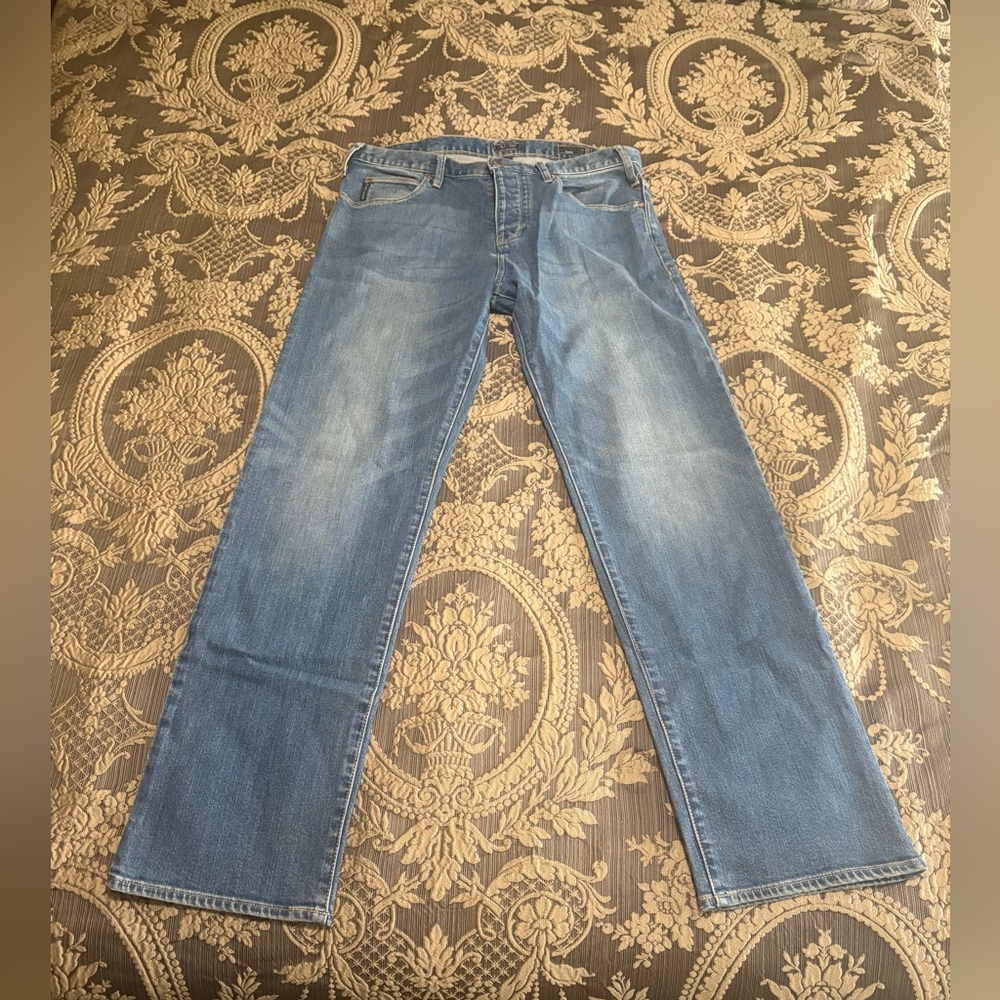 Men's Armani Jeans J21 Regular-fit in Light Wash Blue 32 x 32 Great Condition!